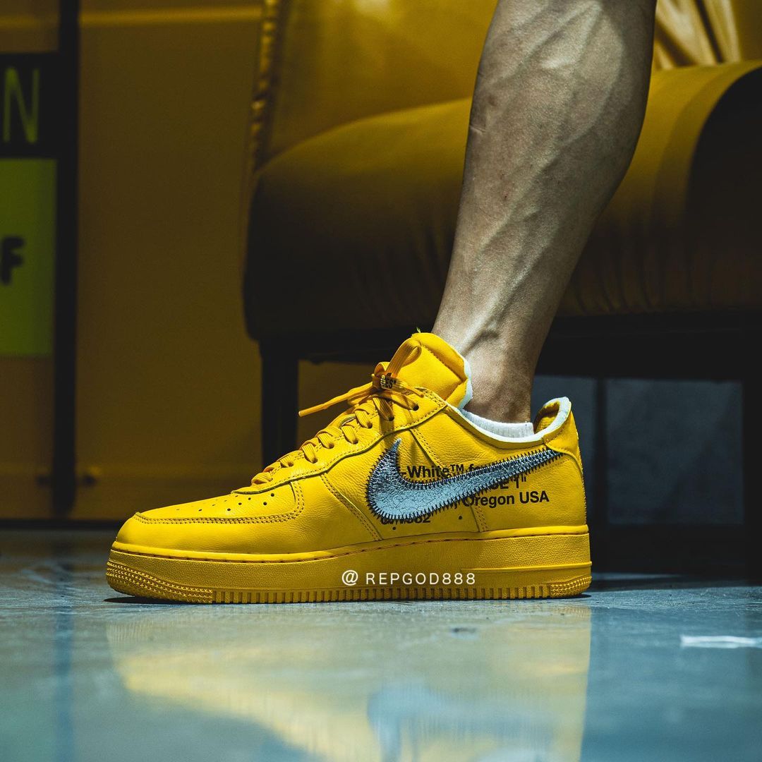 NIKE OFF WHITE THE 10 AIR FORCE 1 LOW 黄色