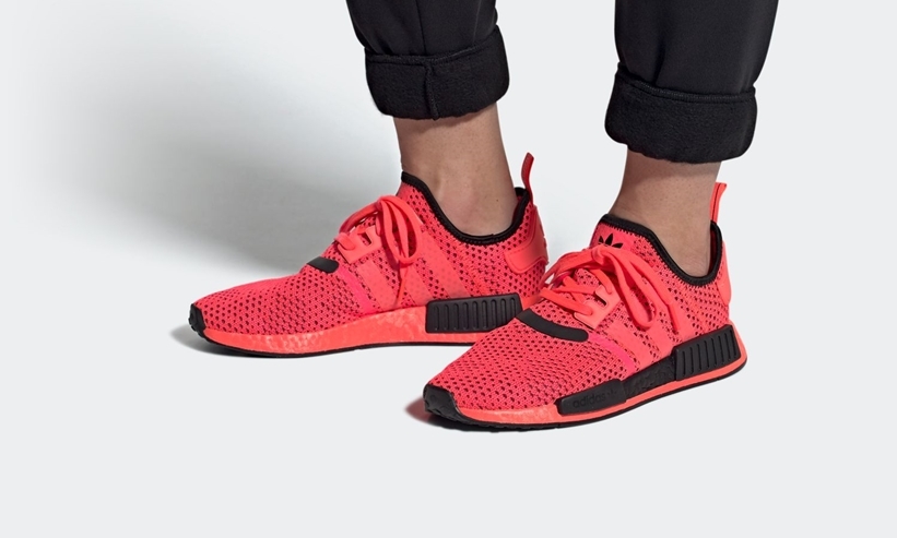 発売予定！adidas Originals NMD_R1 “Signal Pink/Core Black