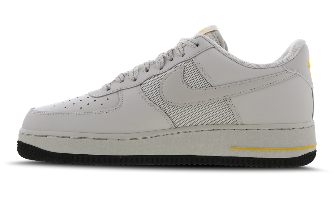 ナイキ エア フォース 1 ロー “ライトボーン/ゴールド/ブラック” (NIKE AIR FORCE 1 LOW “Light Bone/Gold/Black”) [DO6389-002]