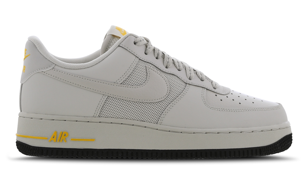 ナイキ エア フォース 1 ロー “ライトボーン/ゴールド/ブラック” (NIKE AIR FORCE 1 LOW “Light Bone/Gold/Black”) [DO6389-002]