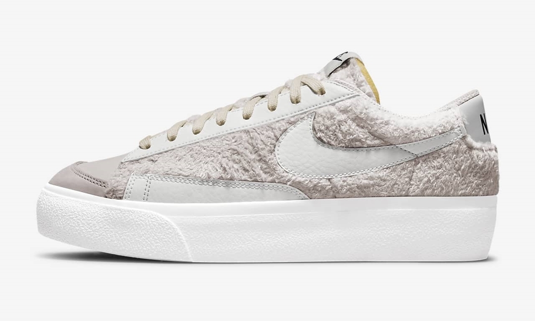 ナイキ ウィメンズ ブレーザー ロー プラットフォーム “ライトボーン/ブラック” (NIKE WMNS BLAZER LOW PLATFORM “Light Bone/Black”) [DO6715-001]