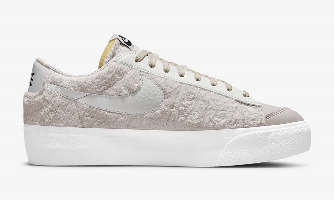 ナイキ ウィメンズ ブレーザー ロー プラットフォーム “ライトボーン/ブラック” (NIKE WMNS BLAZER LOW PLATFORM “Light Bone/Black”) [DO6715-001]