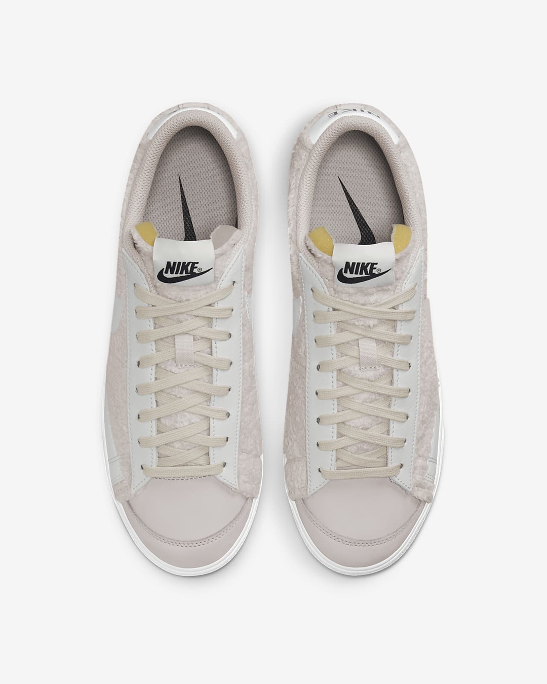 ナイキ ウィメンズ ブレーザー ロー プラットフォーム “ライトボーン/ブラック” (NIKE WMNS BLAZER LOW PLATFORM “Light Bone/Black”) [DO6715-001]