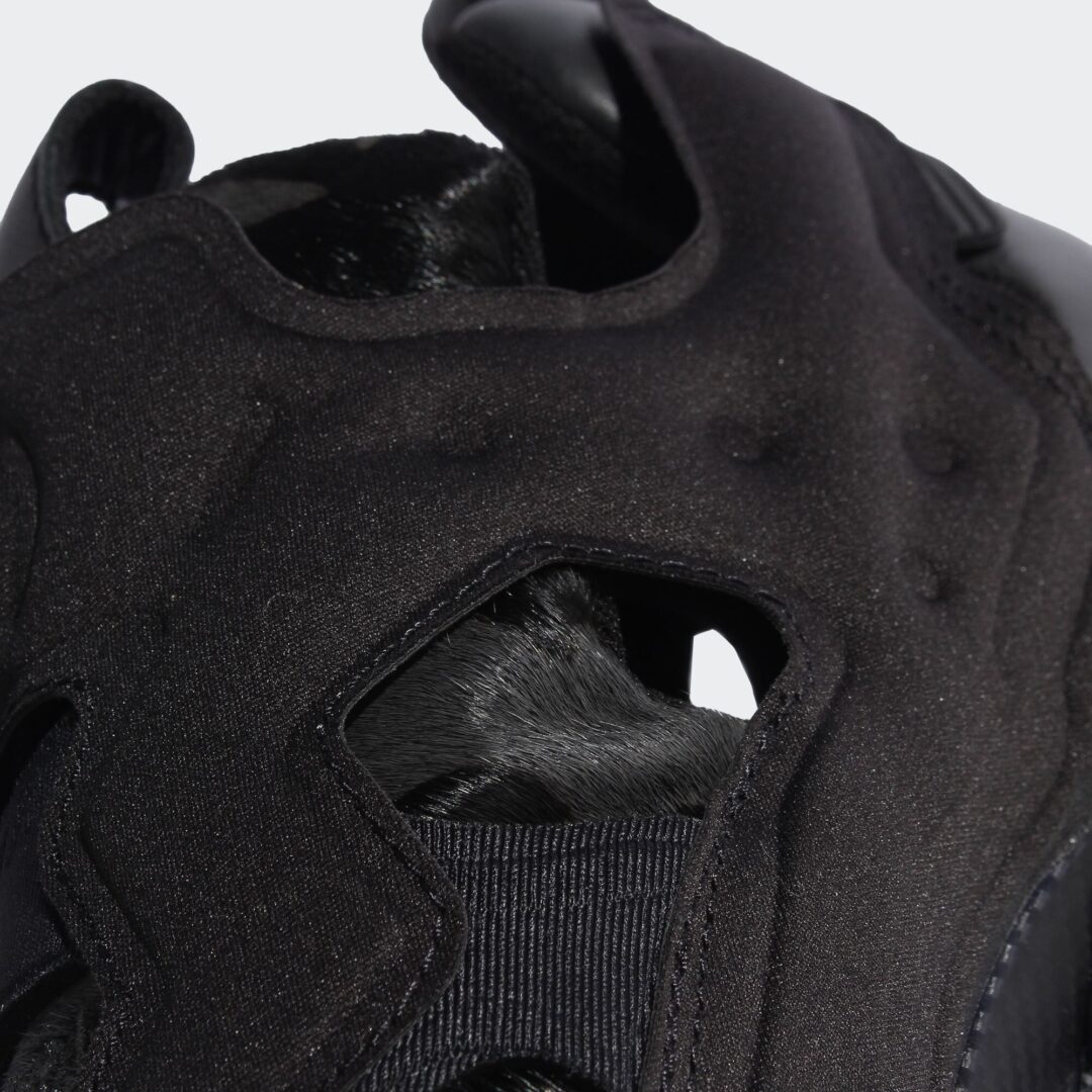 【先行発売中、1/12 発売】2021年と2022年の干支を表現した ZOZOTOWN × REEBOK INSTA PUMP FURY OG “Black” (ゾゾタウン リーボック インスタ ポンプ フューリー OG “ブラック”) [GX1406]