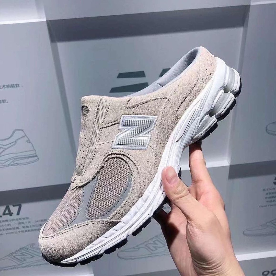 New Balance 2002のスライドバージョンが登場か？ (ニューバランス)