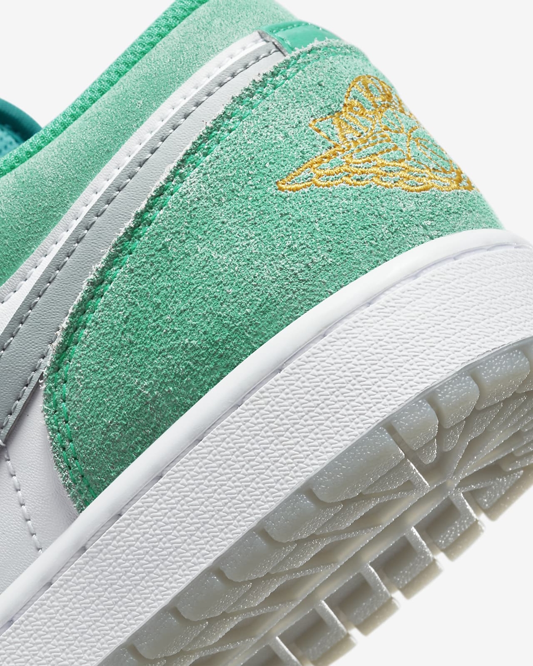 【国内 8/18 発売】ナイキ エア ジョーダン 1 ロー スエード “グリーン” (NIKE AIR JORDAN 1 LOW SUEDE “Green”) [DN3705-301]