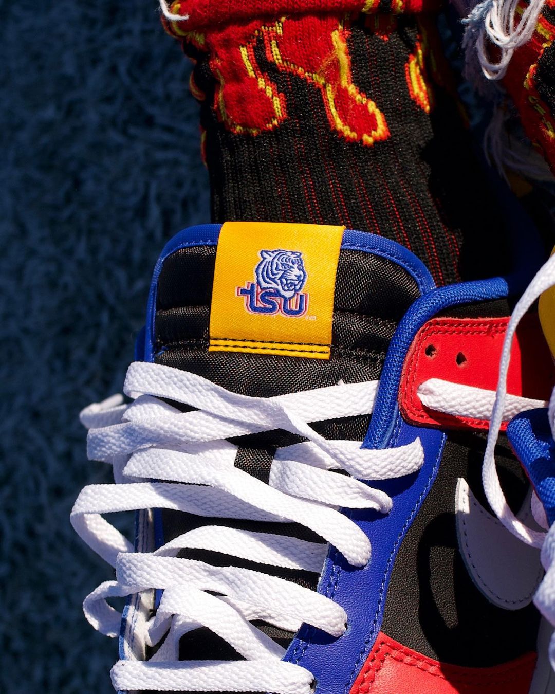 海外 10/8、10/9 発売予定！Tennessee State University x NIKE DUNK LOW (テネシー ステート タイガース ナイキ ダンク ロー) [DR6190-100]