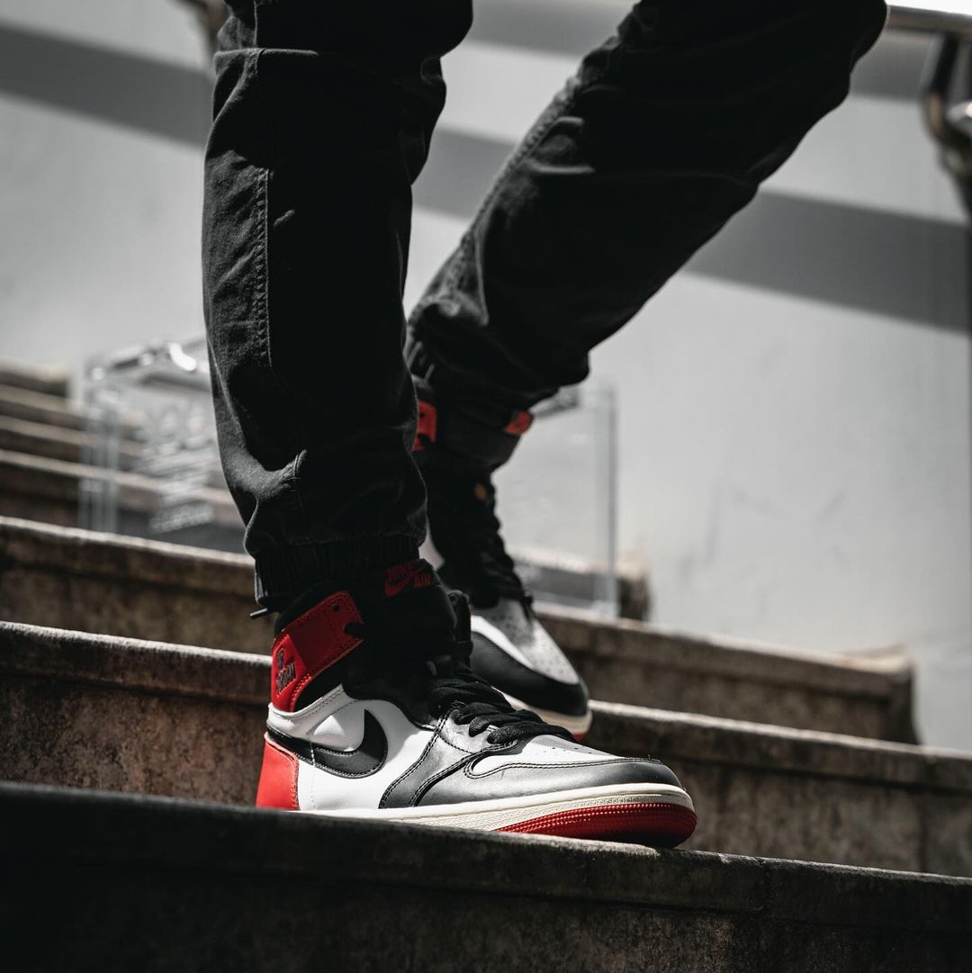 【国内 2024年 11/3 発売予定】ナイキ エア ジョーダン 1 ハイ OG “リイマジンド/ブラックトゥ” (NIKE AIR JORDAN 1 HIGH OG “Reimagined/Black Toe”) [DZ5485-106]