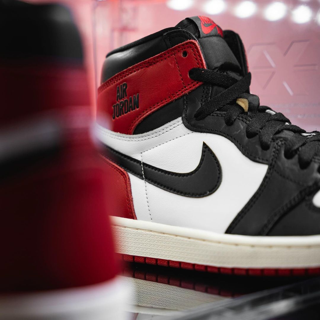 【国内 2024年 11/3 発売予定】ナイキ エア ジョーダン 1 ハイ OG “リイマジンド/ブラックトゥ” (NIKE AIR JORDAN 1 HIGH OG “Reimagined/Black Toe”) [DZ5485-106]