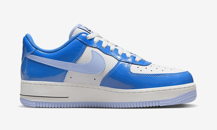 【海外 2025年 4月 リストック予定】ナイキ エア フォース 1 ロー “ブルーパテント” (NIKE AIR FORCE 1 LOW “Blue Patent”) [FJ4801-400]