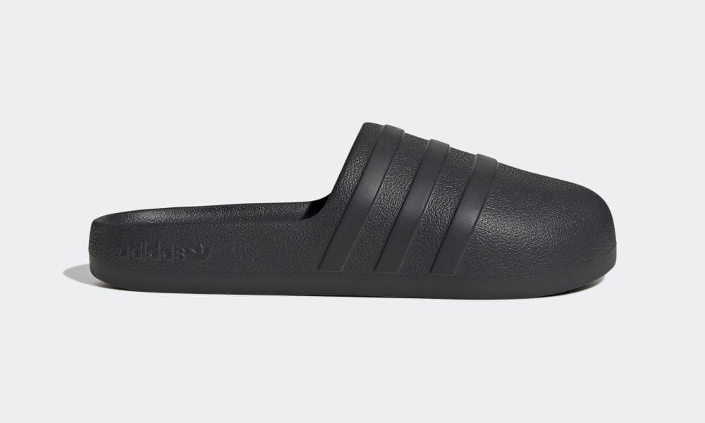 【国内 2/9 発売】adidas Originals adiFOM ADILETTE SLIDES (アディダス オリジナルス アディフォーム アディレッタ スライド) [HQ8753]