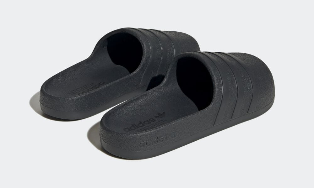 【国内 2/9 発売】adidas Originals adiFOM ADILETTE SLIDES (アディダス オリジナルス アディフォーム アディレッタ スライド) [HQ8753]