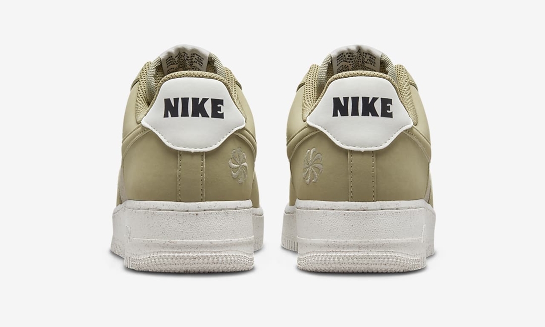 【国内 4/15 発売】ナイキ エア フォース 1 07 ロー “ニュートラルオリーブ/セイル” (NIKE AIR FORCE 1 07 LOW “Neutral Olive/Sail”) [FJ1954-200]