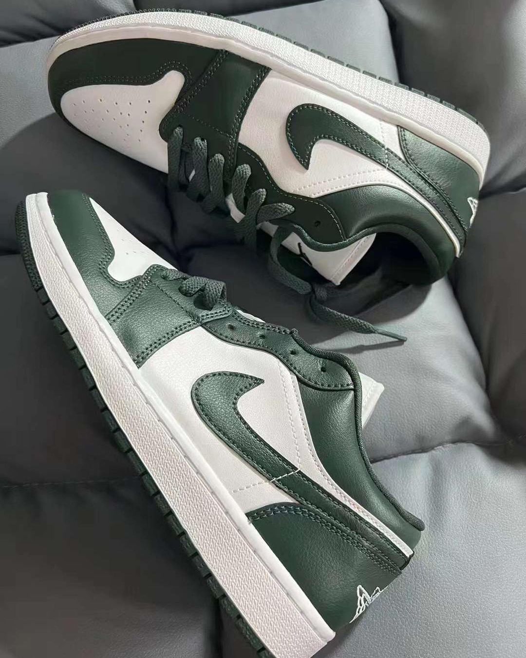 【国内 11/16 発売】ナイキ ウィメンズ エア ジョーダン 1 ロー “ホワイト/ギャラクティックジェイド” (NIKE WMNS AIR JORDAN 1 LOW “White/Galactic Jade”) [DC0774-113]