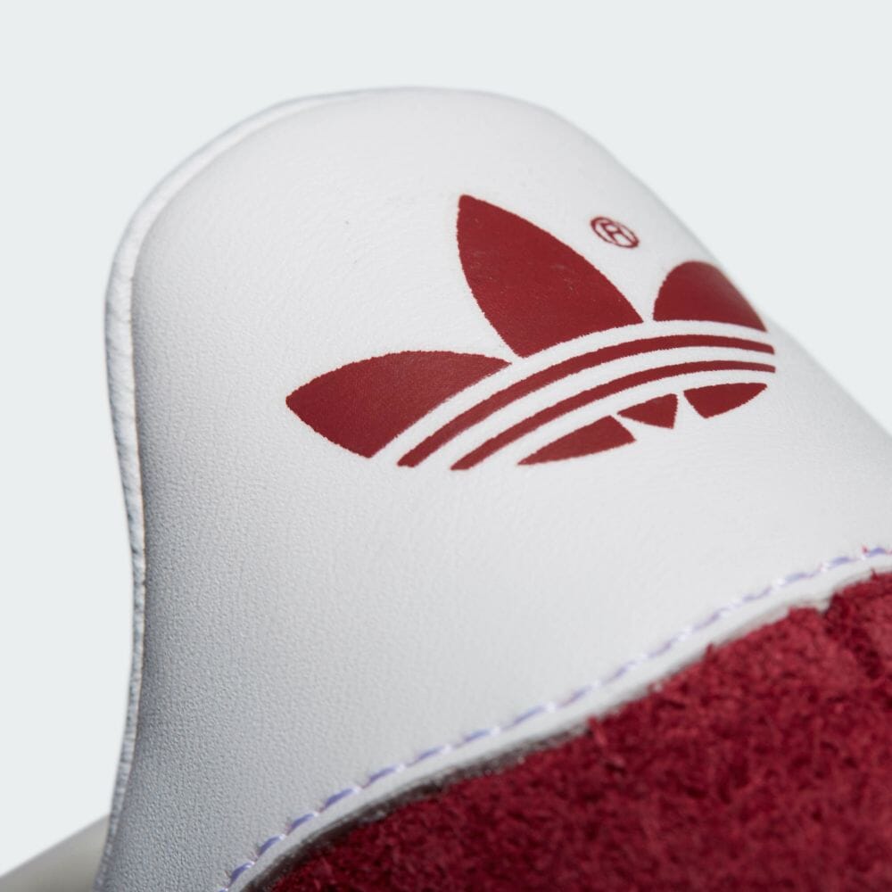 【国内 6/2 発売】90年代のGAZELLEを忠実に復刻した adidas Originals GAZZELE “College Burgundy” (アディダス オリジナルス ガゼル “カレッジバーガンディ”) [B41645]