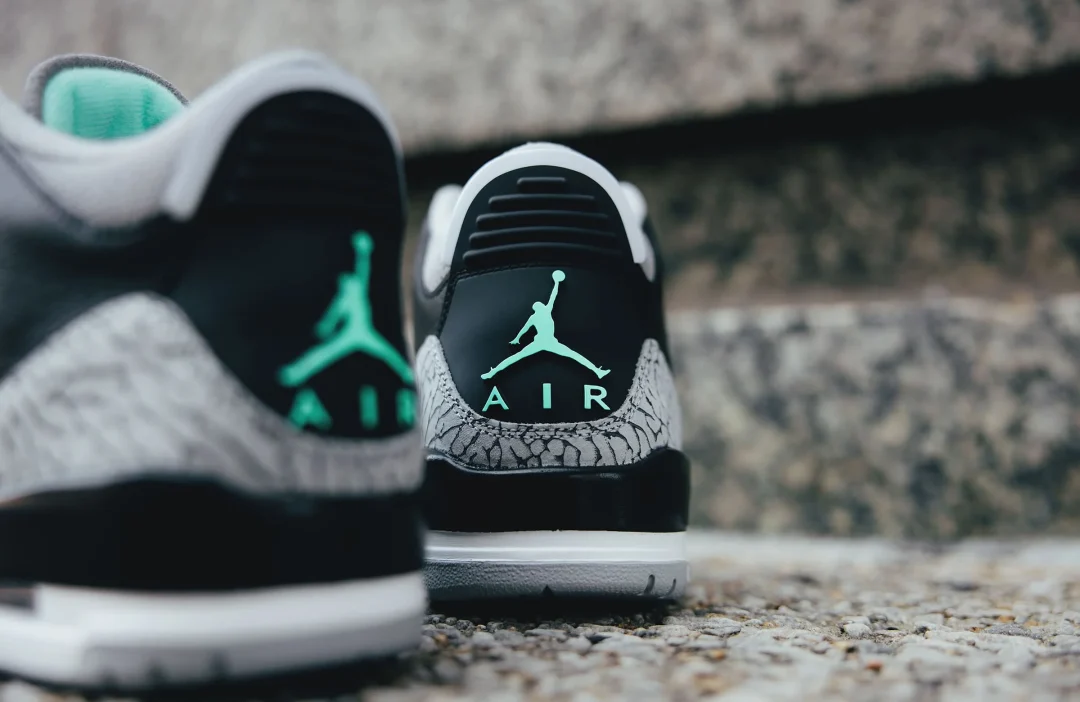 【2024年 5/28 発売】ナイキ エア ジョーダン 3 レトロ “グリーングロー” (NIKE AIR JORDAN 3 RETRO “Green Glow”) [CT8532-031]