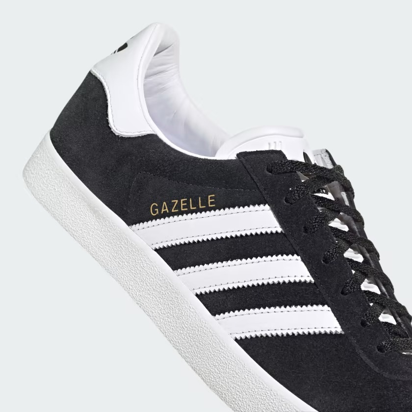 【国内 8/5 発売予定】adidas Originals GAZELLE 85 “Black/White/Gold Metallic” (アディダス オリジナルス ガゼル 85 “ブラック/ホワイト/メタリックゴールド”) [IE2166]