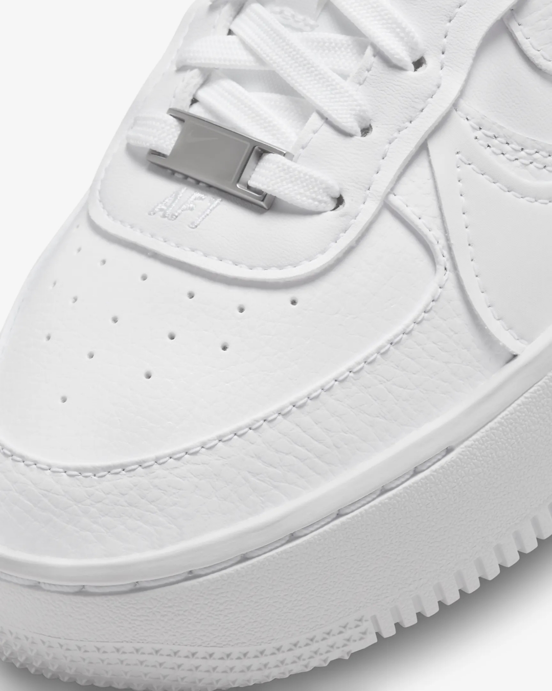 海外発売！ナイキ エア フォース 1 ロー プラットフォーム “ホワイト/ピンクブラスト” (NIKE AIR FORCE 1 LOW PLTAFORM/PLT.AF.ORM “White/Pink Blast”) [FN7180-100]