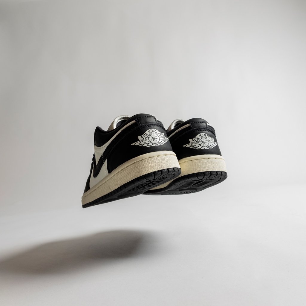 【国内 11/11 発売】ナイキ ウィメンズ エア ジョーダン 1 ロー “ビンテージパンダ” (NIKE WMNS AIR JORDAN 1 LOW “Vintage Panda”) [FB9893-101]