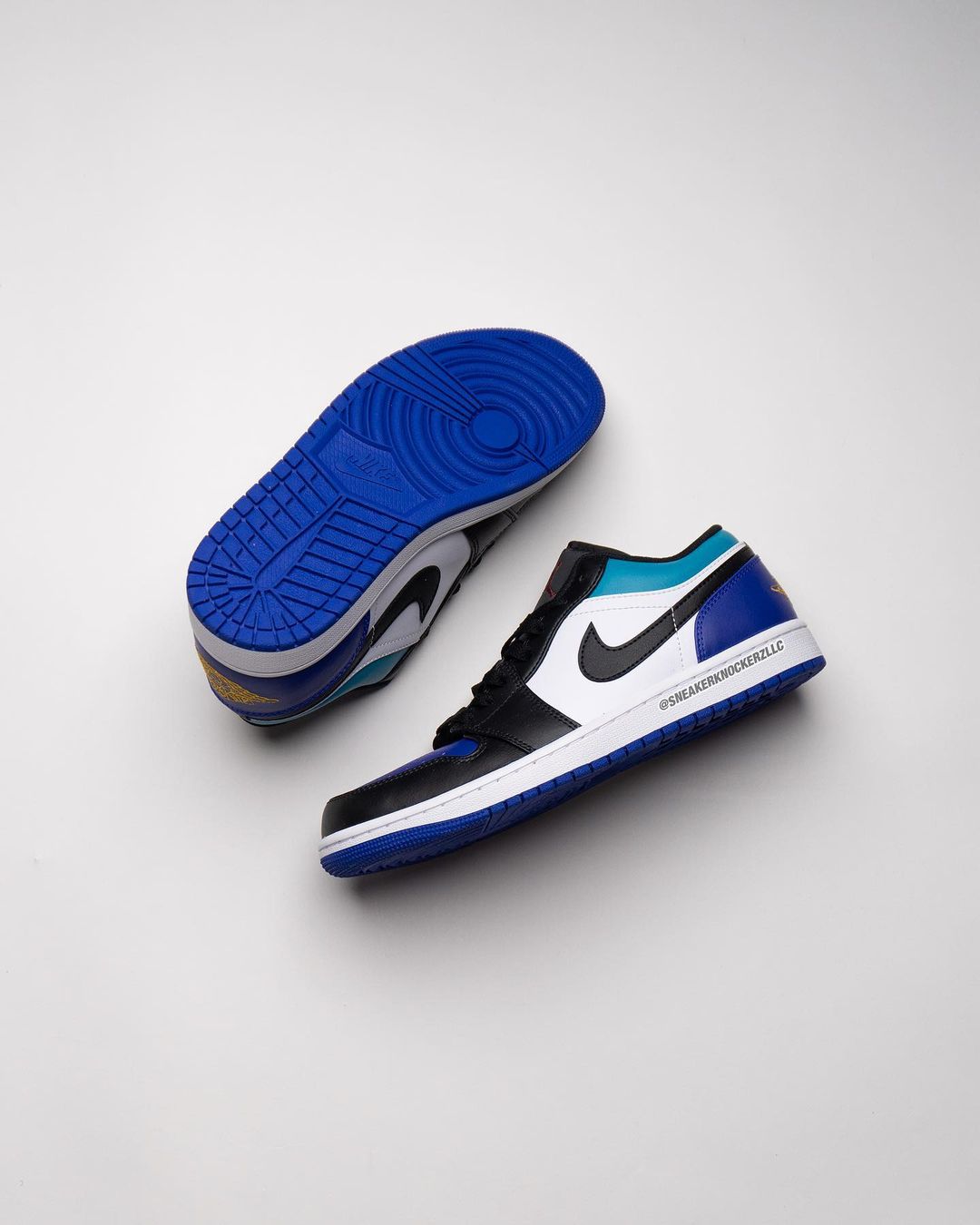 ナイキ エア ジョーダン 1 ロー “ホワイト/ブラック/ロイヤル” (NIKE AIR JORDAN 1 LOW “White/Black/Royal”)