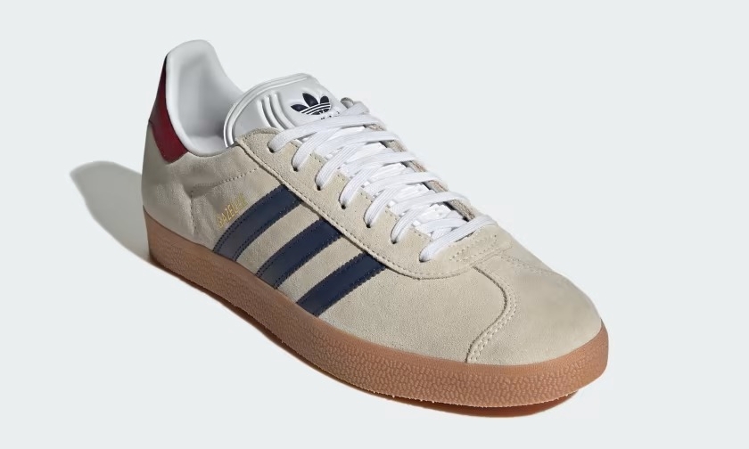 海外発売！adidas Originals GAZELLE “Off White/Dark Blue/Collegiate Burgundy” (アディダス オリジナルス ガゼル “オフホワイト/ダークブルー/カレッジバーガンディ”) [IE0546]