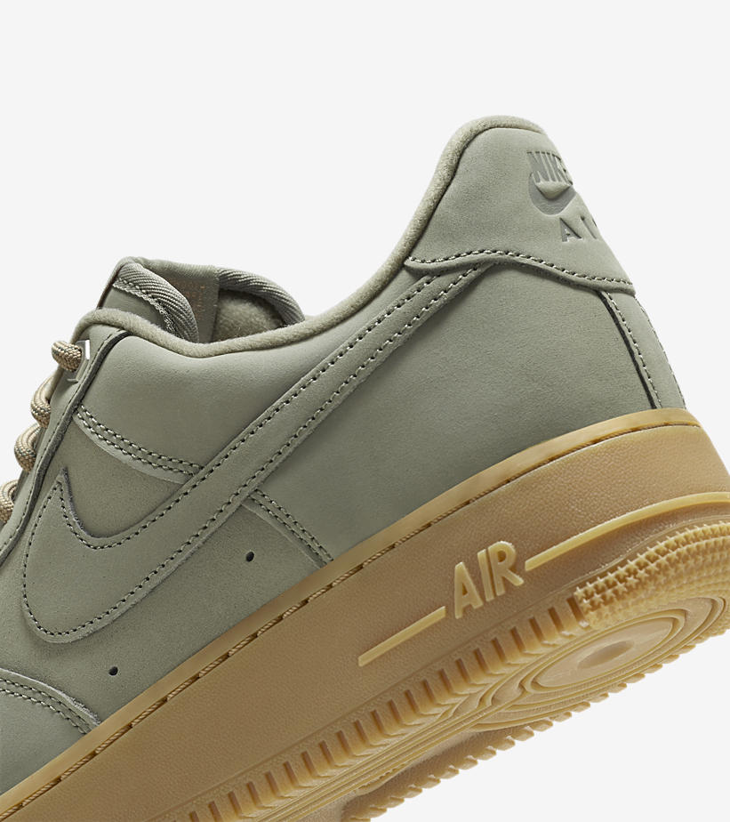 【国内 9/9 発売】ナイキ エア フォース 1 07 ロー “ライトアーミー/ガム” (NIKE AIR FORCE 1 07 LOW “Light Army/Gum”) [FD3365-339]