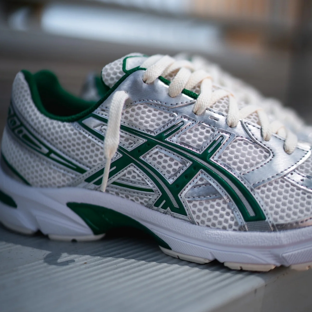 海外発売！ASICS GEL-1130 “Cream/Kale” (アシックス ゲル 1130