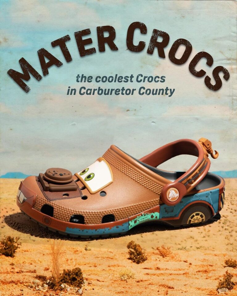 海外 10/16 発売予定！Disney Pixar Cars × Crocs Classic Clog “Mater