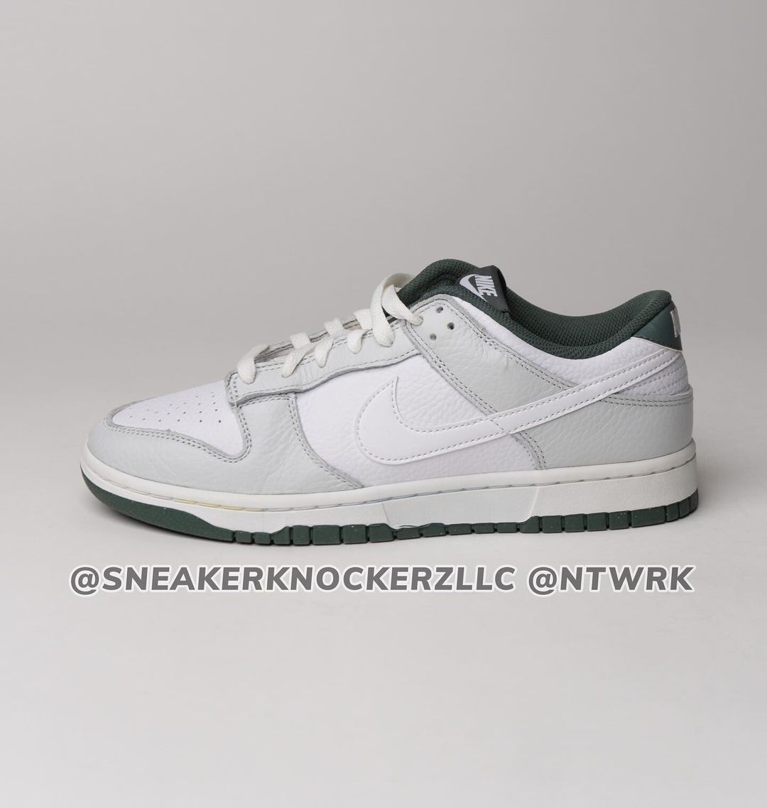 【2024年 4/15 発売】ナイキ ダンク ロー “フォトンダスト/ビンテージグリーン” (NIKE DUNK LOW “Photon Dust/Vintage Green”) [HF2874-001]