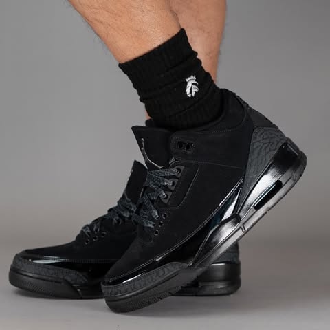 【2025年 1/11 or 1/25 発売予定】ナイキ エア ジョーダン 3 レトロ “ブラックキャット” (NIKE AIR JORDAN 3 RETRO “Black Cat”) [CT8532-001]