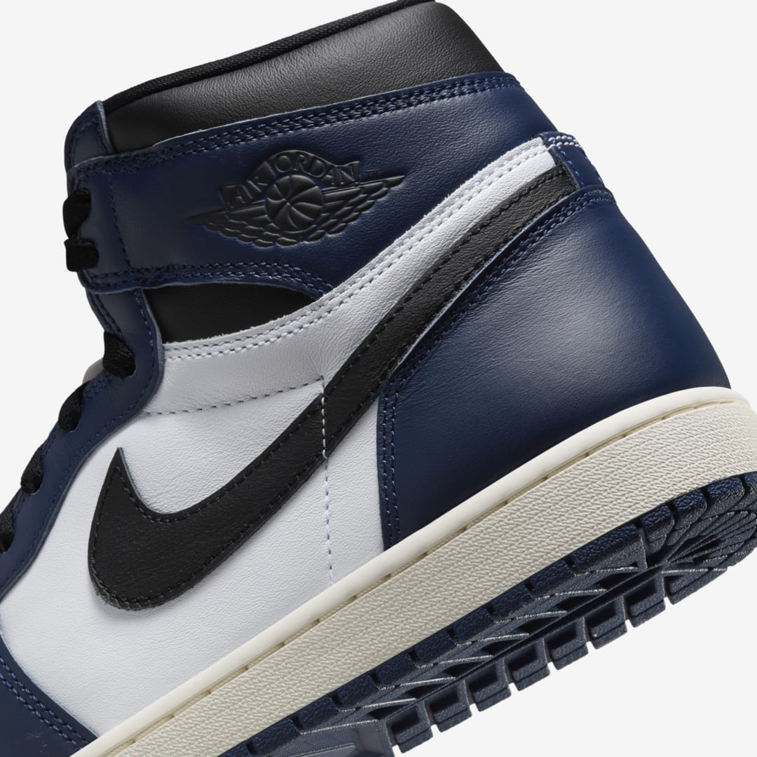 【2024年 9/14 発売】ナイキ エア ジョーダン 1 レトロ ハイ OG “ミッドナイトネイビー” (NIKE AIR JORDAN 1 RETRO HIGH OG “Midnight Navy”) [DZ5485-401]