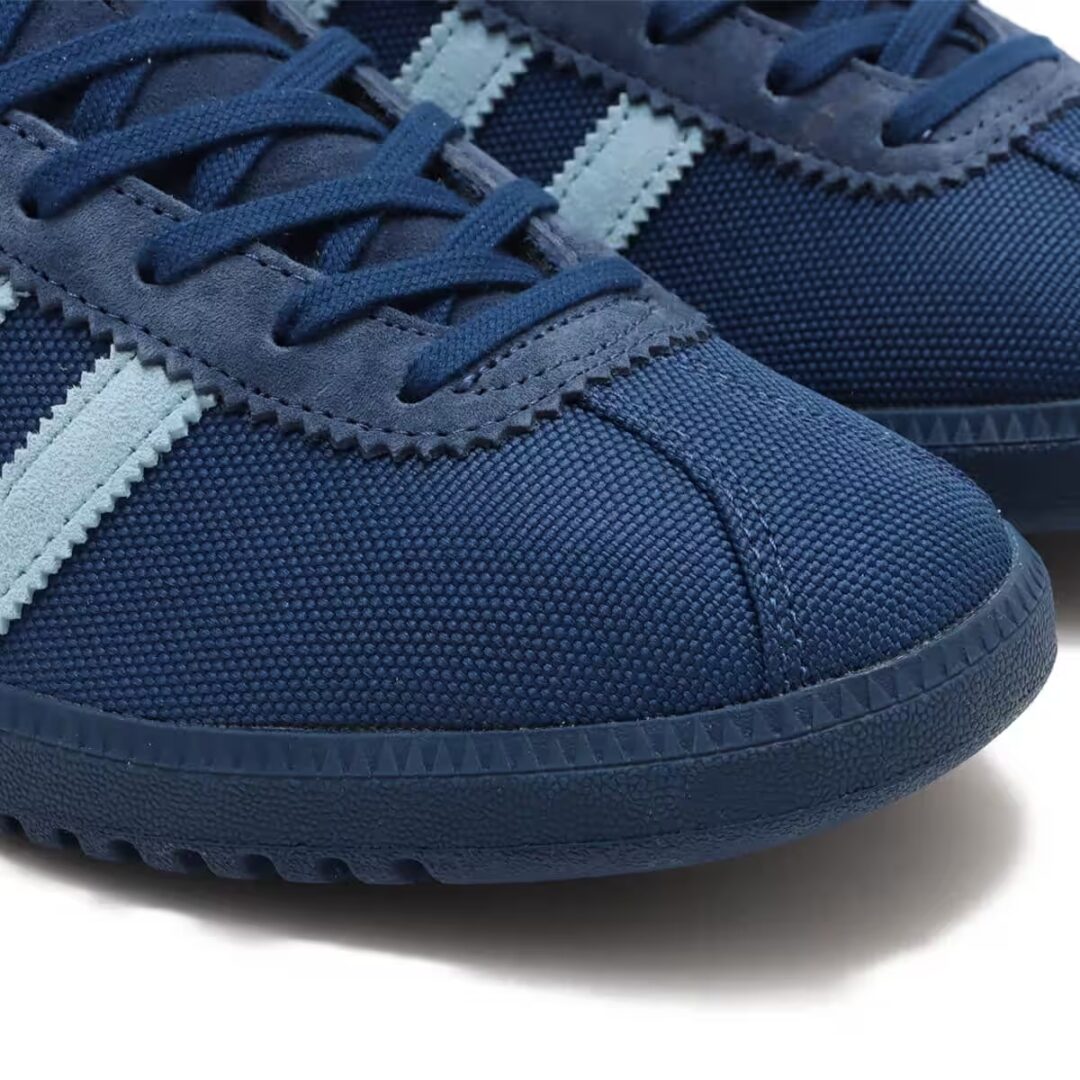 【国内発売】adidas Originals BERMUDA “Mystery Blue”/Clear Blue” (アディダス オリジナルス バミューダ “ミステリーブルー/クリアブルー”) [IG6185]