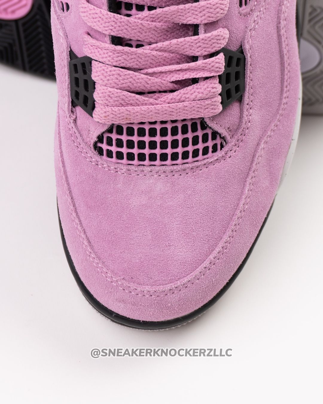 【2024年 10/26 発売予定】ナイキ ウィメンズ エア ジョーダン 4 “オーキッド” (NIKE WMNS AIR JORDAN 4 “Orchid”) [AQ9129-501]