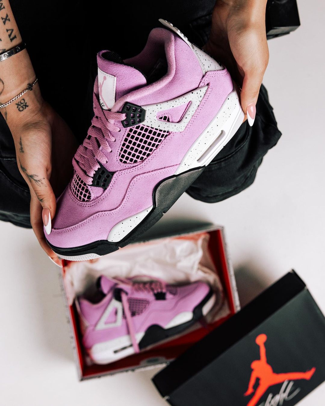 【2024年 10/26 発売予定】ナイキ ウィメンズ エア ジョーダン 4 “オーキッド” (NIKE WMNS AIR JORDAN 4 “Orchid”) [AQ9129-501]