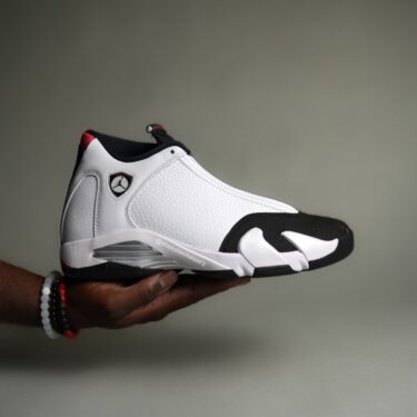 【2024年 11/2 復刻予定】ナイキ エア ジョーダン 14 レトロ “ブラックトゥ” (NIKE AIR JORDAN 14 RETRO “Black Toe”) [487471-160]