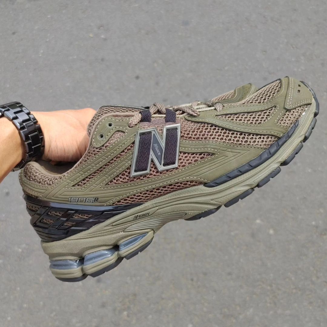 New Balance M1906 “olive/Black” (ニューバランス)