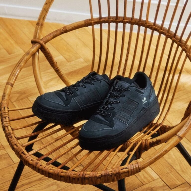 国内 1/27 発売】adidas Originals FORUM XLG “Carbon/Core Black” (アディダス オリジナルス  フォーラム XLG “カーボン/コアブラック”) [IG8513] | Fullress