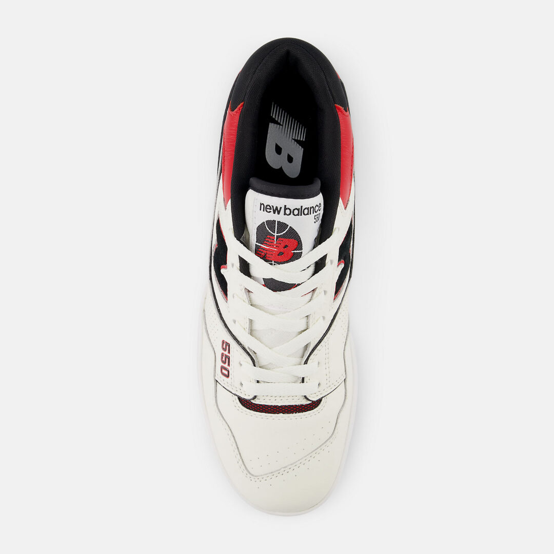 海外発売！New Balance BB550 STR “Sea Salt/Team Red/Black” (ニューバランス) [BB550STR]