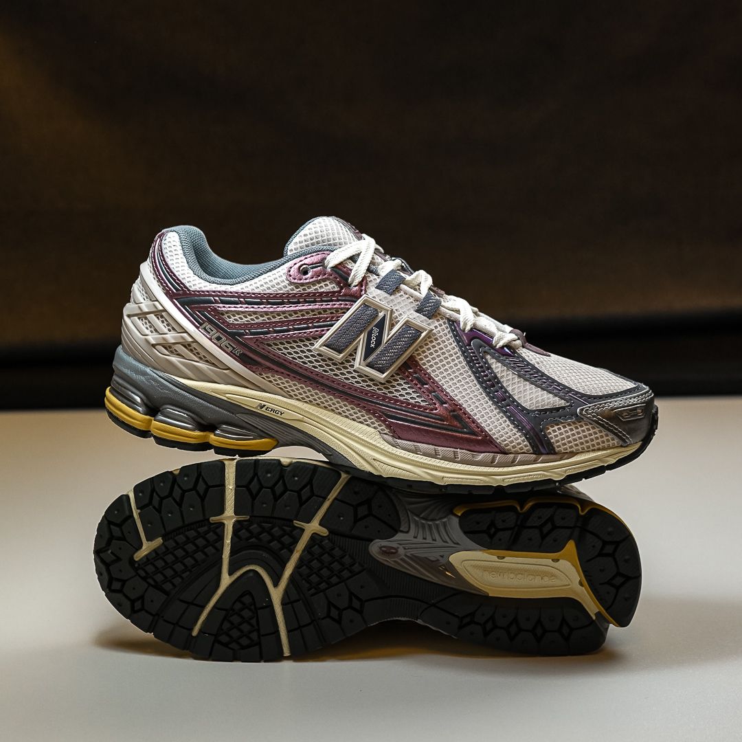 【2024年 3/22 発売】New Balance M1906 RRA “Licorice” (ニューバランス) [M1906RRA]