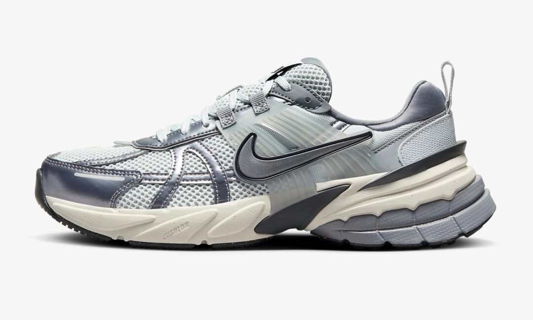 NIKE WMNS V2K RUN “Pure Platinum/Wolf Grey” (ナイキ ウィメンズ ヴィツーケー “ピュアプラチナム/ウルフグレー”) [FD0736-003]