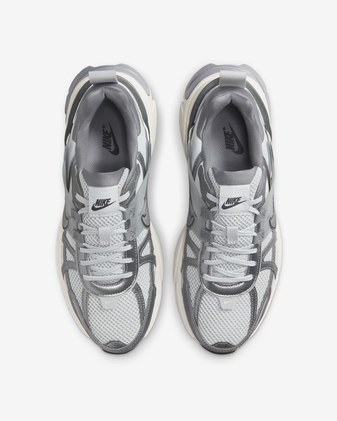 NIKE WMNS V2K RUN “Pure Platinum/Wolf Grey” (ナイキ ウィメンズ ヴィツーケー “ピュアプラチナム/ウルフグレー”) [FD0736-003]