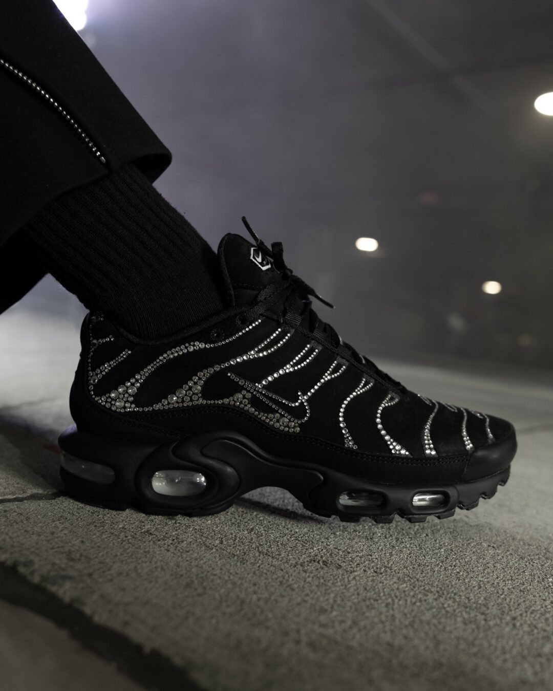 【2024年 12/5 発売予定】NIKE AIR MAX PLUS “Swarovski” (ナイキ エア マックス プラス “スワロフスキー”) [FZ4327-001/FZ9042-001]