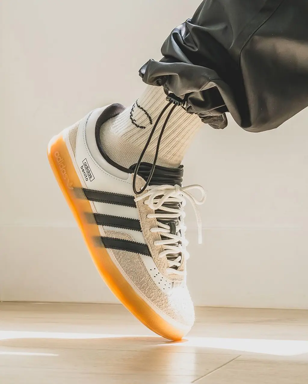 【国内 2024年 9/21 発売】BAD BUNNY × adidas Originals GAZELLE INDOOR (バッドバニー アディダス オリジナルス ガゼル インドア) [IF9735]