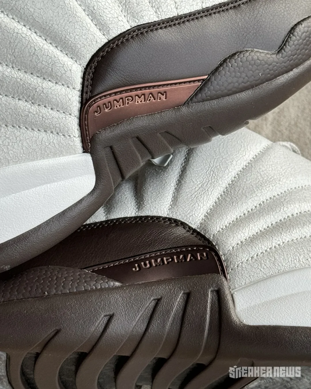 【2024年 12/6 発売予定】SoleFly × NIKE AIR JORDAN 12 RETRO SP “White/Baroque Brown” (ソールフライ ナイキ エア ジョーダン 12 レトロ SP “ホワイト/バロックブラウン”) [FZ5026-100]