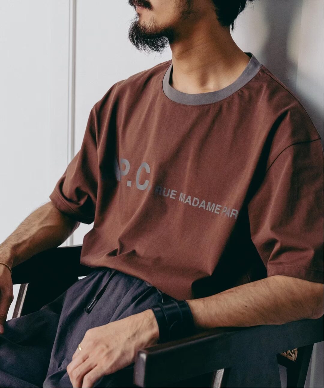 EDIFICE × A.P.C. 別注オーバーサイズロゴTシャツが発売 (エディフィス アーペーセー)