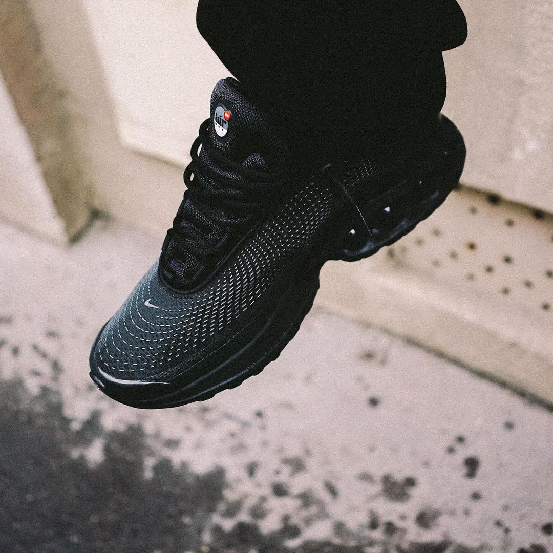 Nike air max dn black/metallic darkgrey靴