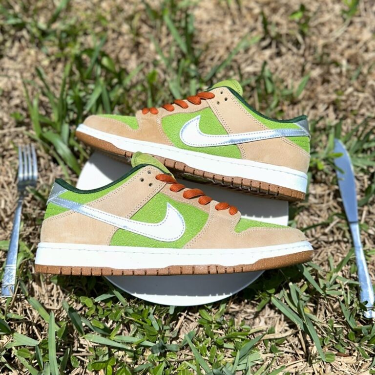 国内 2024年 8/8 発売】NIKE SB DUNK LOW “Dinner Plate/Escargot” (ナイキ SB ダンク ロー  “ディナープレート/エスカルゴ”) [FQ7585-200] | Fullress