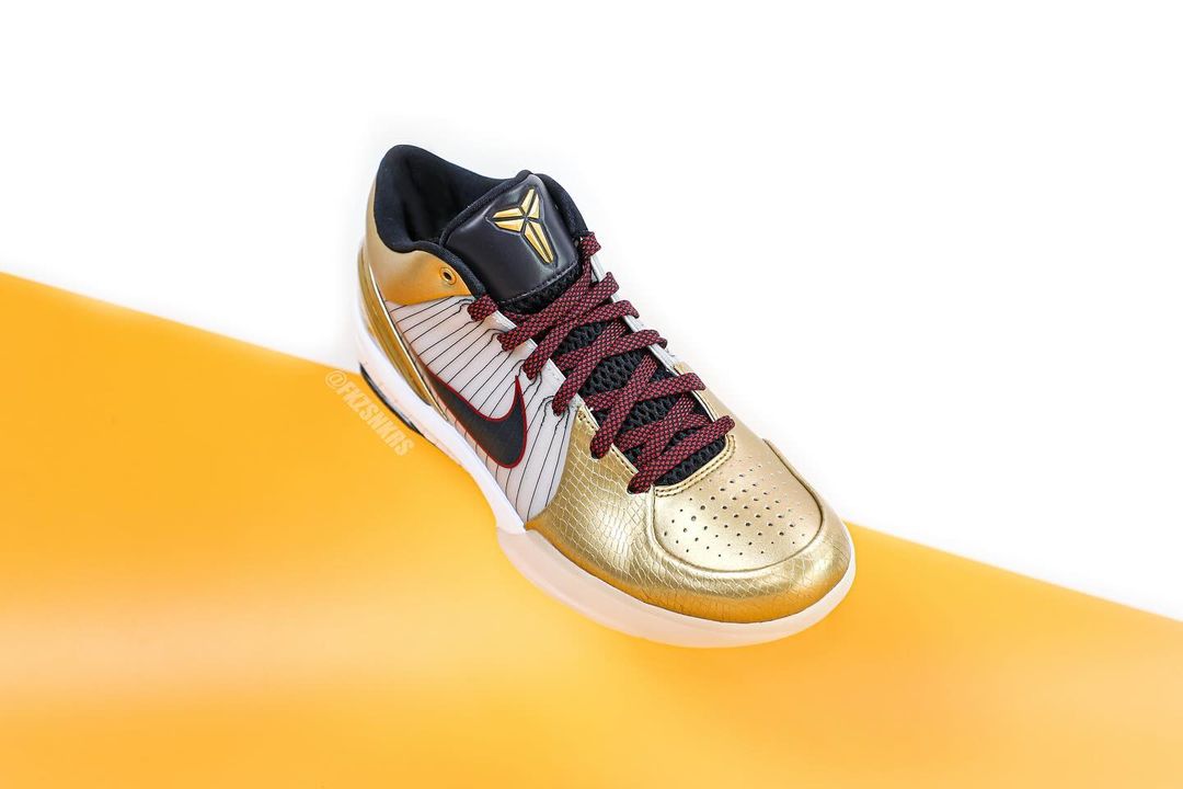 2024年 8/6 発売】ナイキ コービー 4 プロトロ “ゴールドメダル” (NIKE KOBE 4 PROTRO “Gold Medal”)  [FQ3544-100] | Fullress