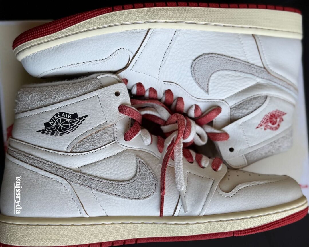 【2025年 4/1 発売】NIKE WMNS AIR JORDAN 1 HIGH OG “Sail/Cinnabar” (ナイキ ウィメンズ エア ジョーダン 1 ハイ OG “セイル/シナバー”) [DB4612-100]