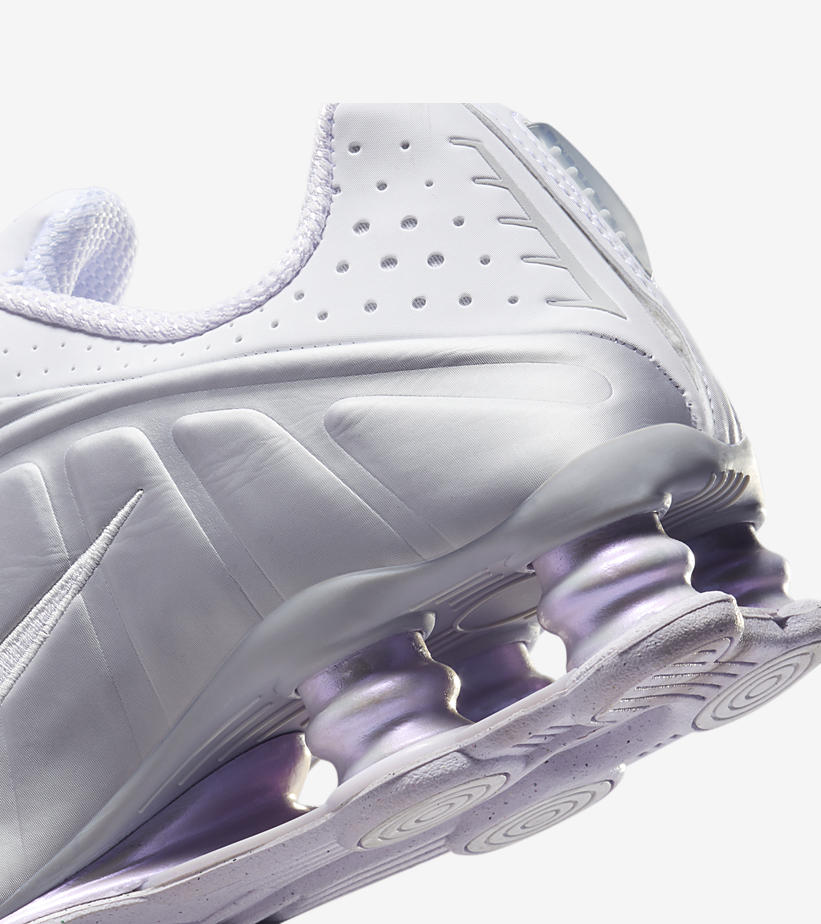 【2024年 5/16 発売】ナイキ ショックス R4 “ホワイト/メタリックプラチナム” (NIKE SHOX R4 “White/Metallic Platinum”) [HF5076-100]